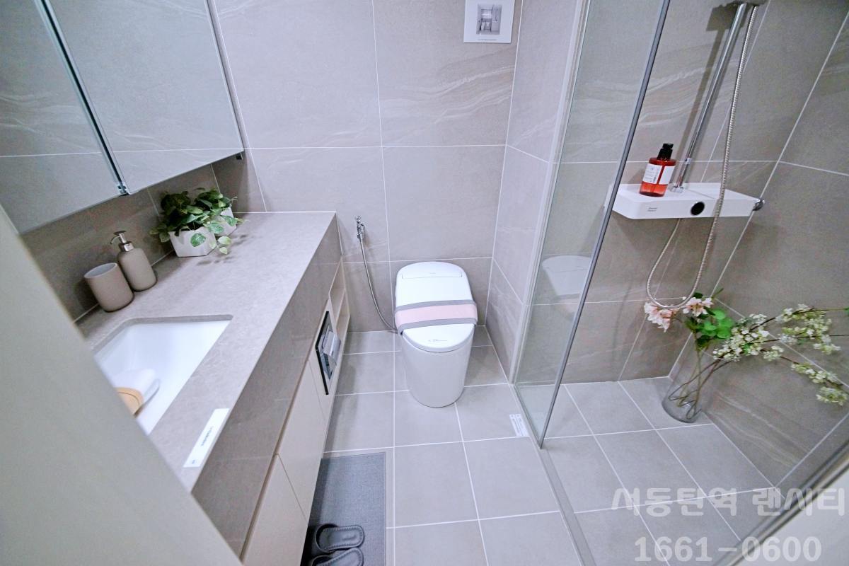  �����Ǿ� ����ź�� ����Ƽ �ΰ��Ӵ�  ���ֺ��� 45-51